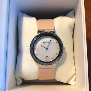 SKAGEN DENMARK women’s baby pink analog watch